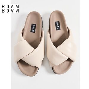 NEW ROAM FOLDY PUFFY SANDALS CREAM VEGAN LEATHER SLIDES SIZE 6 NWOT